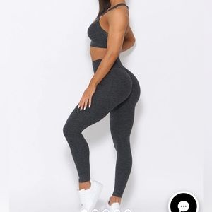 Bombshell Sportswear Curves Leggings